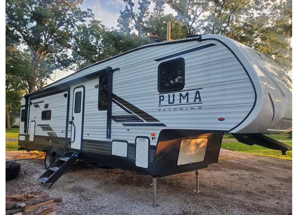 Fifth Wheel rentals in Carterville
