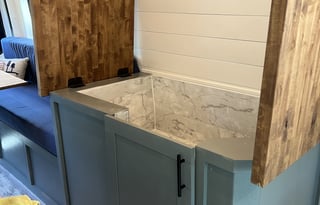 2021 Mercedes-Benz Mercedes-Benz 2500 170