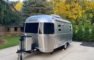 Magnolia 1-AIRSTREAM Flying Cloud 19*FULLY Loaded*