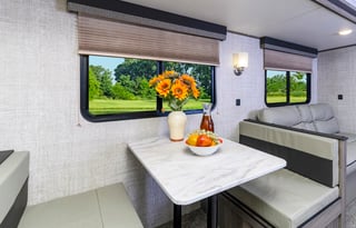 2022 Gulf Stream RV Kingsport Lite 279BH
