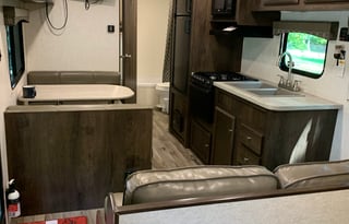 2018 Starcraft Autumn Ridge Outfitter 26BH