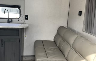 2022 Colorado Dutchman 24BHC