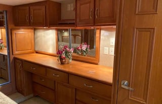 2008 DRV Luxury Suites Mobile Suites 36 TK3