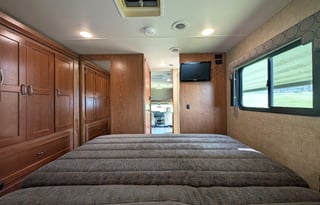 Winnebago Spirit | Cozy Class C RV with 3 slides