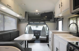 Pet Friendly Brand New 24ft class C with 150 miles free per day