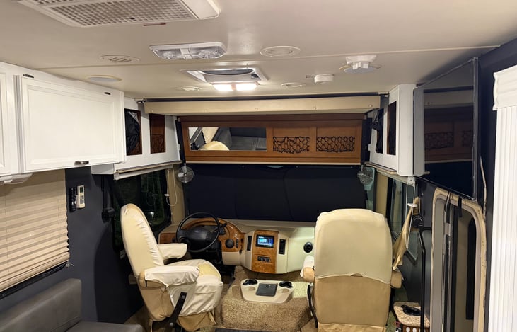 Front bunk lowers down to sleep 2