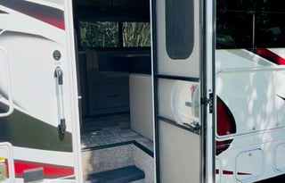 2022 Thor Motor Coach Chateau 31EV