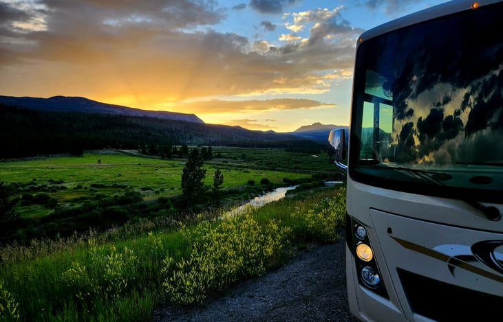 Don't let the sunset before booking your next adventure in Freedom