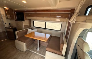 "Eljoy" Easy-Driving, Fuel-Efficient Winnebago