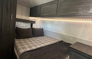 2022 Forest River RV Ozark 1900THX