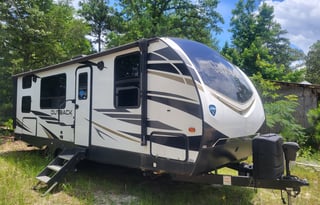 Pretty Girl Camper