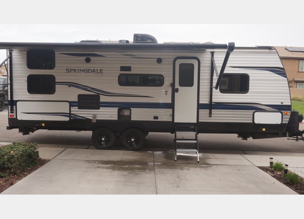 Travel Trailer rentals in Clovis
