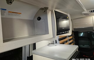 FOUR TENS- 2025 Thor Motor Coach Tranquility 19M