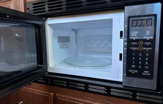 Cozy A-Frame Camper - Sleeps 4, A/C, Delivery