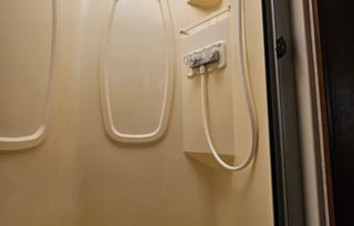 The Happy Camper (Sleeps 7 with 4 Fun Beds)