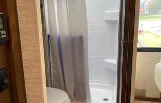 2021 BRAND NEW WINNEBAGO OUTLOOK