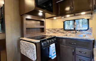 2018 Thor Freedom Elite 30FE