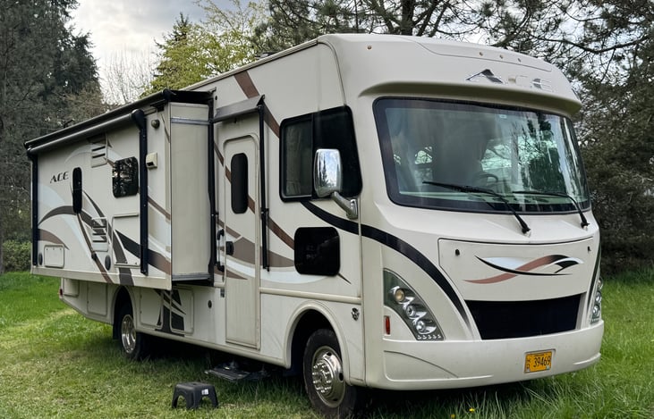 Front view with slide extended