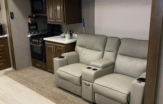 Love to Glamp Fifthwheel Experience!