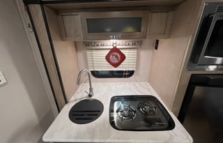 Beak & Hoof Pastures Pet Friendly Camper Rental