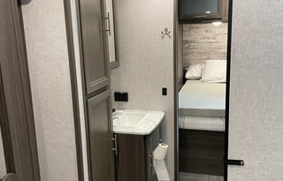 2021 Dutchmen RV Kodiak Ultra-Lite 296BHSL