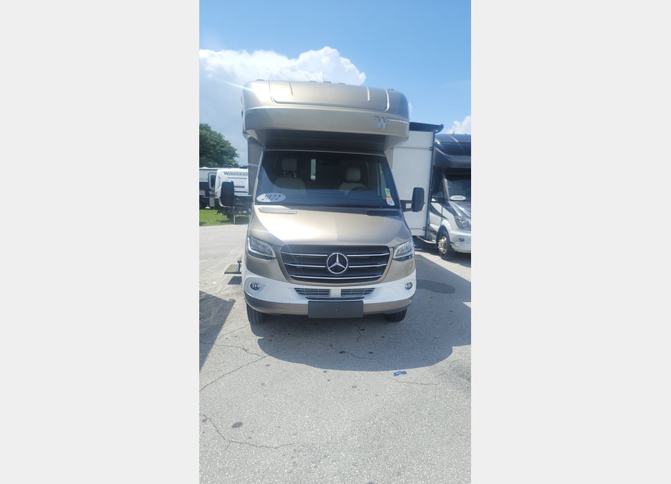 Class C Motor Home rentals in Richmond Hill