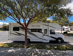 Thor Motor Coach Four Winds 26X