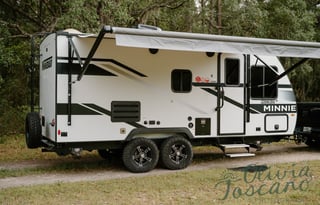 2023 Winnebago Micro Minnie 2100BH