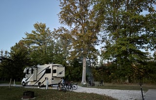 Luxury 2022 Mercedes Benz  Motorhome - Sleeps 5