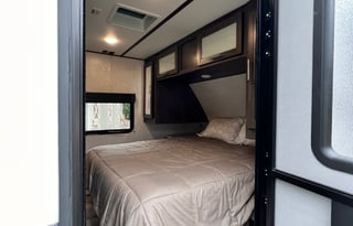 2021 Coleman Lite 2755BH