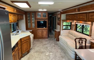 Fun In The Sun Motor Home