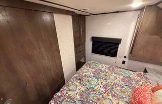 2021 Keystone RV Coleman Lantern 251