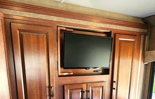 Fred the Fun Forester-5G WiFi incl-Sleeps up to 10