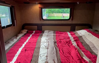 2015 Thor Motor Coach Axis 24.1
