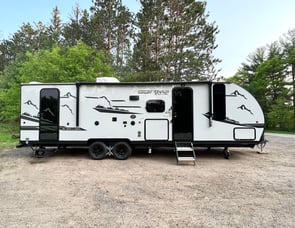 Forest River RV Cherokee Grey Wolf Black Label 26DBHBL