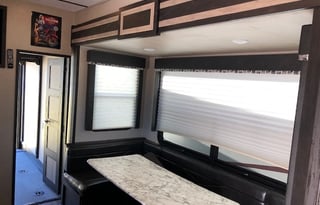 2018 Keystone 29v Impact vapor lite