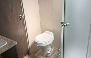 2018 Forest River Wildwood Hyperlyte 29RLSHL