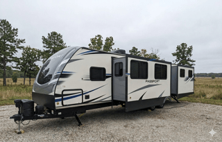 Keystone Passport 3400QD - Sleeps 14