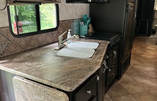 2017 Nexus Maybach 37M