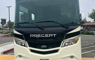 Precept 34G Pride of Ownership!