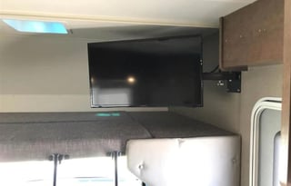 Great Family Getaway w/ Slide-Out.