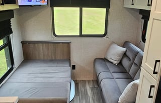 2025 Jayco Jay Flight SLX 210 QB Travel Trailer