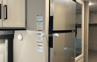 2022 Thor Motor Coach Vegas 24.1 Sleeps 6!