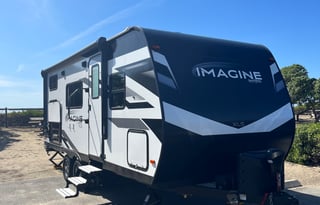 Luxury Family Camping with Bunks & Outdoor Kitchen