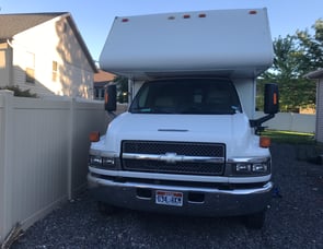 Thor Motor Coach Four Winds Super C 33SW