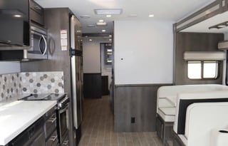 Benny & The Pet's Awesome Family RV! (with bunks!)