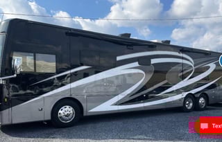 2021 Thor Venetian B42 Class A