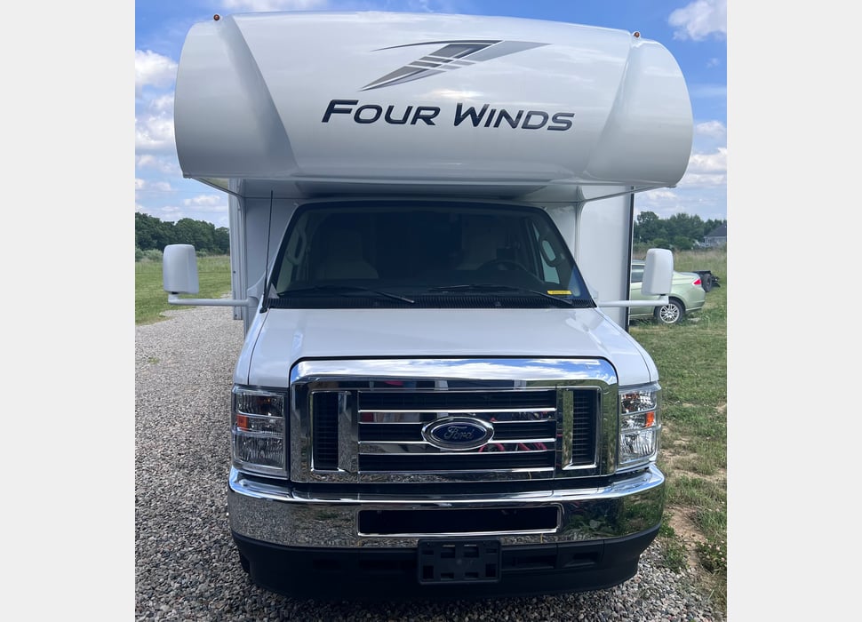 Class C Motor Home rentals in Ann Arbor