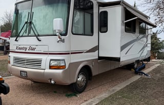 2001 Newmar Kountry Star KSCA3651