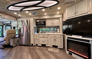 2021 Diesel, Bunks, 2 Full Baths